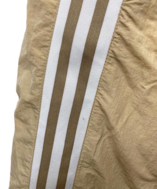 adidas Originals（アディダスオリジナル）adidas Originals (アディダスオリジナル) Lock Up Padded JKT ベージュ サイズ:SIZE Mの古着・服飾アイテム