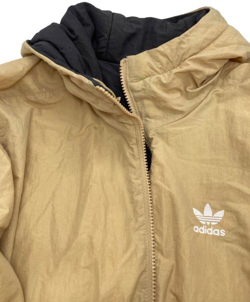 adidas Originals（アディダスオリジナル）adidas Originals (アディダスオリジナル) Lock Up Padded JKT ベージュ サイズ:SIZE Mの古着・服飾アイテム