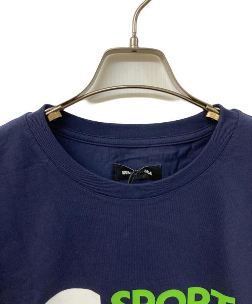 WIND AND SEA（ウィンダンシー）WIND AND SEA (ウィンダンシー) SEA SPORTS LOGO TEE ネイビー サイズ:SIZE Lの古着・服飾アイテム