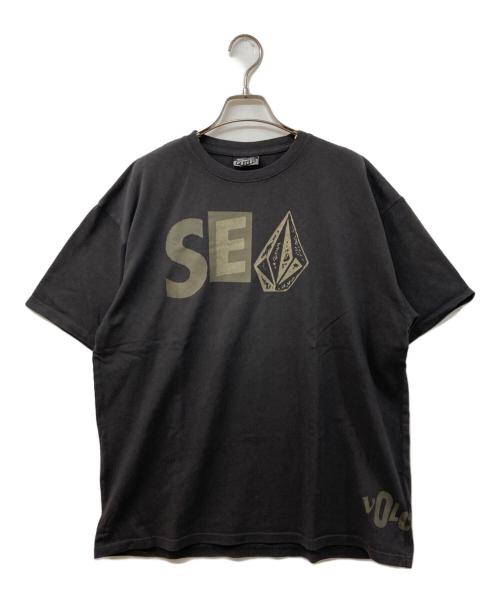 WIND AND SEA（ウィンダンシー）WIND AND SEA (ウィンダンシー) VOLCOM (ボルコム) コラボＴシャツ ブラック サイズ:SIZE Lの古着・服飾アイテム