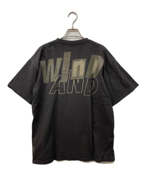 WIND AND SEA（ウィンダンシー）WIND AND SEA (ウィンダンシー) VOLCOM (ボルコム) コラボＴシャツ ブラック サイズ:SIZE Lの古着・服飾アイテム