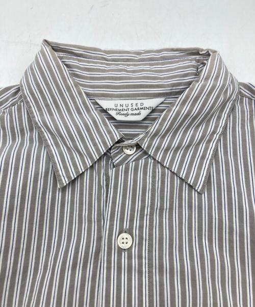 UNUSED（アンユーズド）UNUSED (アンユーズド) Side Slit Stripe Shirt グレー サイズ:	SIZE 2の古着・服飾アイテム