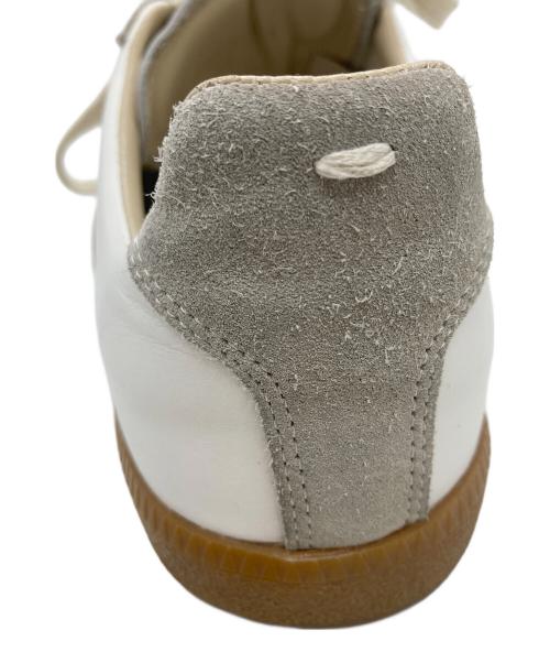 Maison Margiela（メゾンマルジェラ）Maison Margiela (メゾンマルジェラ) ジャーマントレーナー ホワイト サイズ:41の古着・服飾アイテム