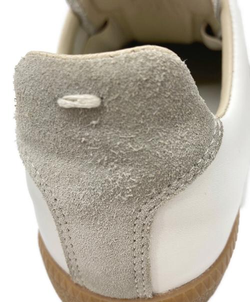 Maison Margiela（メゾンマルジェラ）Maison Margiela (メゾンマルジェラ) ジャーマントレーナー ホワイト サイズ:41の古着・服飾アイテム
