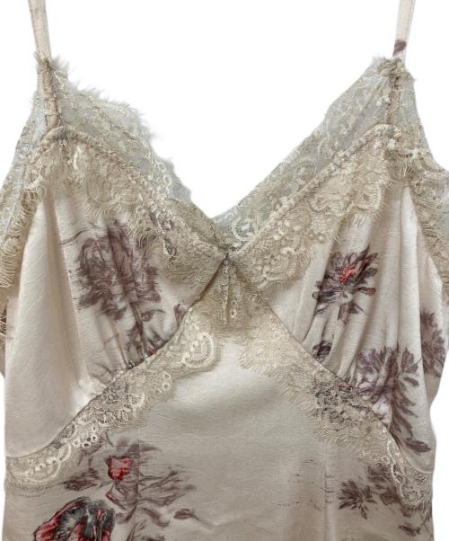 Snidel（スナイデル）Snidel (スナイデル) レーストリムサテンキャミTOP アイボリー(FLOWER) サイズ:	SIZE Freeの古着・服飾アイテム