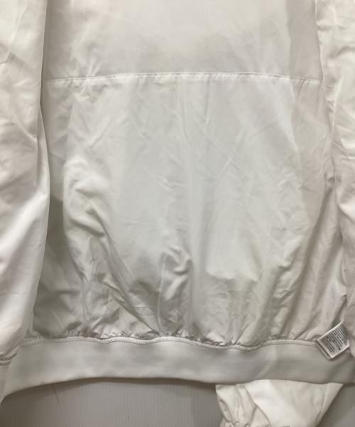 Calvin Klein Jeans（カルバンクラインジーンズ）Calvin Klein Jeans (カルバンクラインジーンズ) パッカブルウィンドブレーカー ホワイト サイズ:	SIZE Sの古着・服飾アイテム