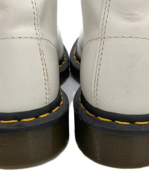 Dr.Martens（ドクターマーチン）Dr.Martens (ドクターマーチン) 14ホールブーツ ホワイト サイズ:	SIZE 5の古着・服飾アイテム