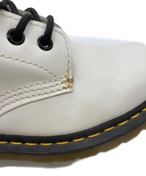 Dr.Martens（ドクターマーチン）Dr.Martens (ドクターマーチン) 14ホールブーツ ホワイト サイズ:	SIZE 5の古着・服飾アイテム