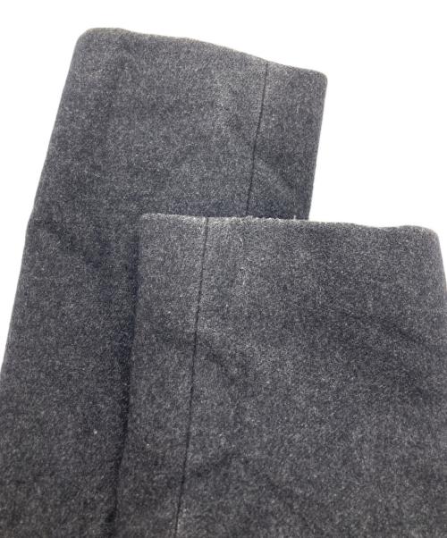 COMME des GARCONS JUNYA WATANABE MAN（コム デ ギャルソン ジュンヤ ワタナベ マン）COMME des GARCONS JUNYA WATANABE MAN (コム デ ギャルソン ジュンヤ ワタナベ マン) カシミヤ混ウールコート グレー サイズ:SIZE Mの古着・服飾アイテム