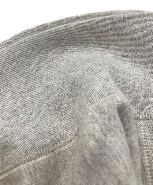 Champion REVERSE WEAVE（チャンピオン リバース ウィーブ）Champion REVERSE WEAVE (チャンピオン リバース ウィーブ) MoMA (モマ) クルーネックスウェット グレー サイズ:XLの古着・服飾アイテム