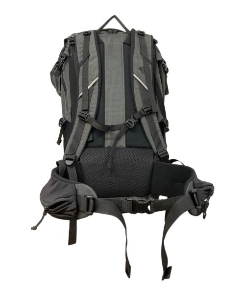 MOUNTAIN HARD WEAR（マウンテンハードウェア）MOUNTAIN HARD WEAR (マウンテンハードウェア) Mountain Light 38 グレーの古着・服飾アイテム