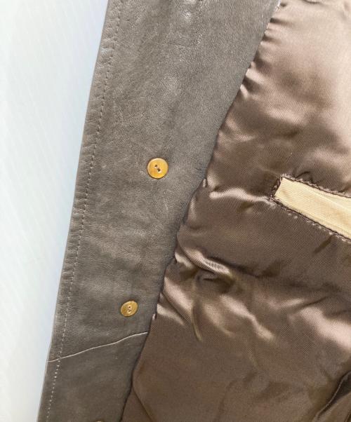 EMMETI（エンメティ）EMMETI (エンメティ) Ｍ65ラムスキンレザージャケット ブラウン サイズ:SIZE 44の古着・服飾アイテム
