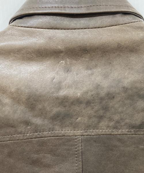 EMMETI（エンメティ）EMMETI (エンメティ) Ｍ65ラムスキンレザージャケット ブラウン サイズ:SIZE 44の古着・服飾アイテム