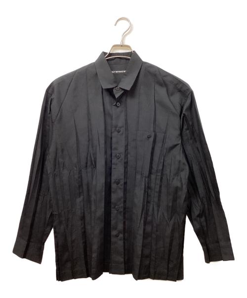 ISSEY MIYAKE MEN（イッセイミヤケメン）ISSEY MIYAKE MEN (イッセイミヤケメン) レギュラーカラープリーツシャツ ブラック サイズ:２の古着・服飾アイテム