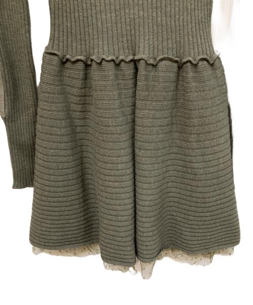 RED VALENTINO（レッドヴァレンティノ）RED VALENTINO (レッドヴァレンティノ) ニットワンピース カーキ サイズ:XS 未使用品の古着・服飾アイテム