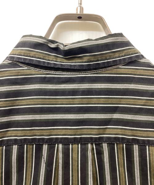 SUPREME（シュプリーム）Supreme (シュプリーム) Loose Fit Multi Stripe S/S Shirt グレー サイズ:Ｍの古着・服飾アイテム
