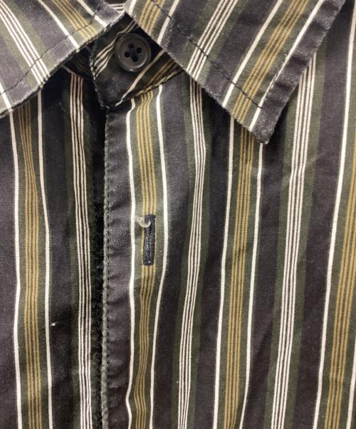 SUPREME（シュプリーム）Supreme (シュプリーム) Loose Fit Multi Stripe S/S Shirt グレー サイズ:Ｍの古着・服飾アイテム