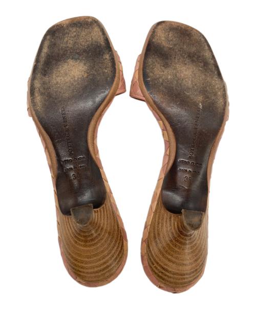 BOTTEGA VENETA（ボッテガベネタ）BOTTEGA VENETA (ボッテガベネタ) イントレチャートサンダル ベージュ サイズ:	SIZE 38の古着・服飾アイテム