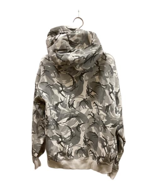 A BATHING APE（アベイシングエイプ）A BATHING APE (アベイシングエイプ) カモフラ柄パーカー グレー サイズ:Lの古着・服飾アイテム