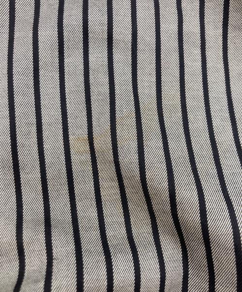me ISSEY MIYAKE（ミーイッセイ ミヤケ）me ISSEY MIYAKE (ミーイッセイ ミヤケ) ストライプパンツ グレー サイズ:不明の古着・服飾アイテム