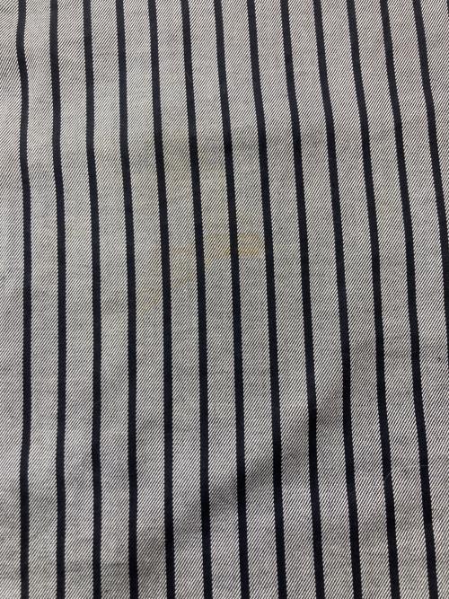 me ISSEY MIYAKE（ミーイッセイ ミヤケ）me ISSEY MIYAKE (ミーイッセイ ミヤケ) ストライプパンツ グレー サイズ:不明の古着・服飾アイテム