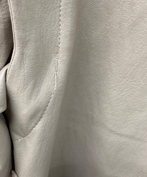 MARTE（マルテ）MARTE (マルテ) 2way Fake Leather Coat ベージュ サイズ:実寸をご確認くださいの古着・服飾アイテム