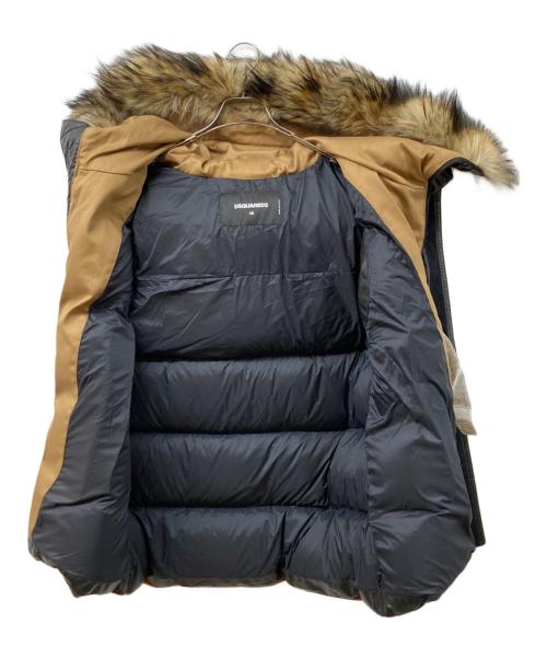 DSQUARED2（ディースクエアード）DSQUARED2 (ディースクエアード) パッチワークダウンベスト ブラック サイズ:SIZE 48の古着・服飾アイテム