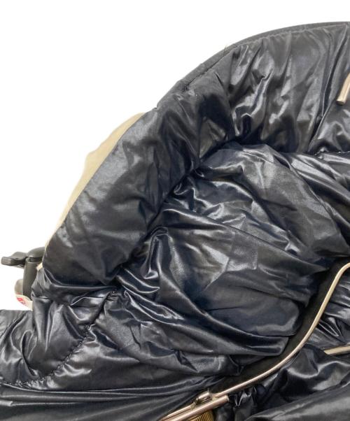 MONCLER GRENOBLE（モンクレール グルノーブル）MONCLER GRENOBLE (モンクレール グルノーブル) HEROL DOWN COAT ベージュ サイズ:SIZE 3の古着・服飾アイテム