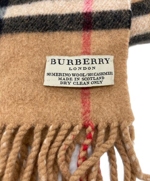 BURBERRY（バーバリー）BURBERRY (バーバリー) ノバチェックマフラー ブラウンの古着・服飾アイテム