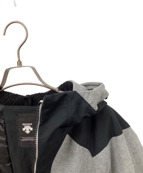 DESCENTE（デサント）DESCENTE (デサント) DWMMJK79 DESCENTE/S.I.O. JACKET グレー×ブラック サイズ:	SIZE 0の古着・服飾アイテム