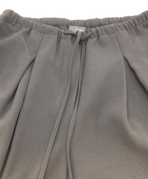 theory（セオリー）theory (セオリー) Admiral Crepe Pleated Pant ブラック サイズ:SIZE 4の古着・服飾アイテム