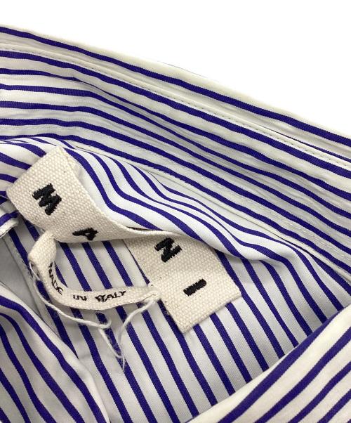 MARNI（マルニ）MARNI (マルニ) オープンバック ロング パッチワーク ストライプ シャツ ホワイト×ブルー サイズ:48の古着・服飾アイテム