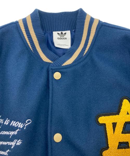 adidas Originals（アディダスオリジナル）adidas Originals (アディダスオリジナル) MC VARSITY ジャケット ネイビー×ベージュ サイズ:SIZE Mの古着・服飾アイテム
