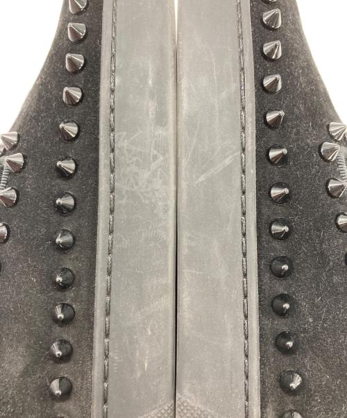 Christian Louboutin（クリスチャン・ルブタン）Christian Louboutin (クリスチャン・ルブタン) スタッズスリッポン ブラック サイズ:37の古着・服飾アイテム