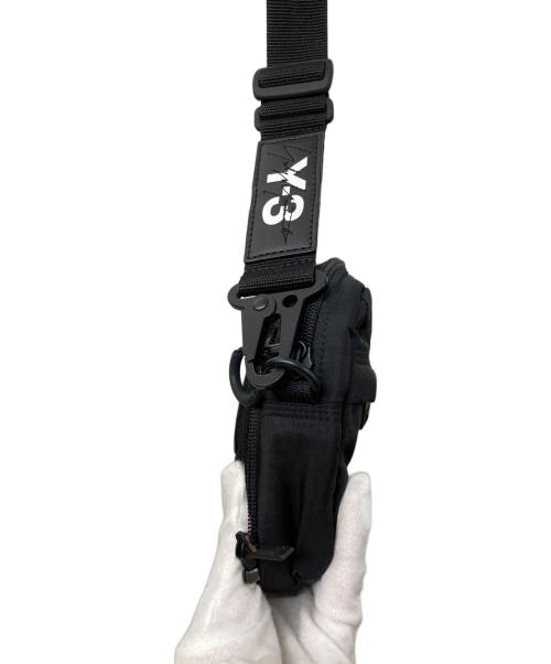 Y-3（ワイスリー）Y-3 (ワイスリー) スリングバッグ ブラックの古着・服飾アイテム