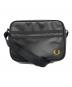 FRED PERRY（フレッドペリー）の古着「Tonal Classic Mini Shoulder Bag」｜ブラック