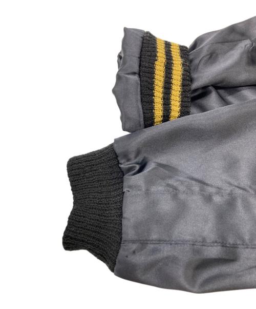 BEAMS（ビームス）BEAMS (ビームス) 別注リバーシブルサテンスカジャン ブラック サイズ:SIZE Lの古着・服飾アイテム