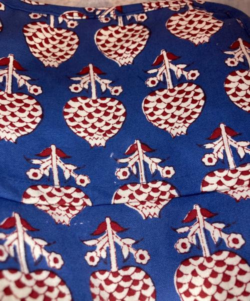 ne quittez pas（ヌキテパ）ne quittez pas (ヌキテパ) Cotton Canvas Hand Printed Gusseted Bagの古着・服飾アイテム