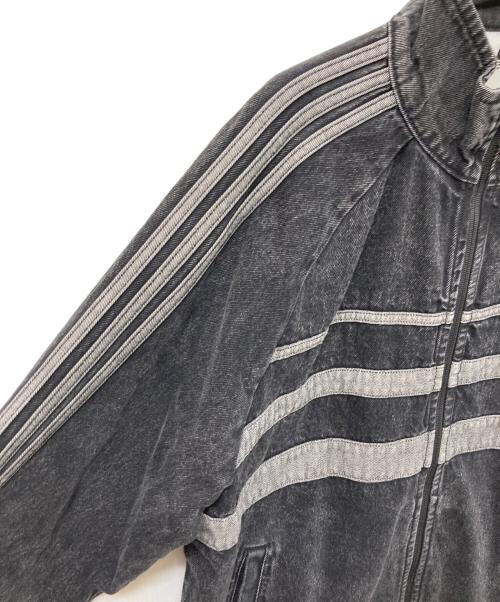 adidas Originals（アディダスオリジナル）adidas originals (アディダスオリジナル) ブラックデニム トラックトップ ブラック サイズ:	SIZE XLの古着・服飾アイテム