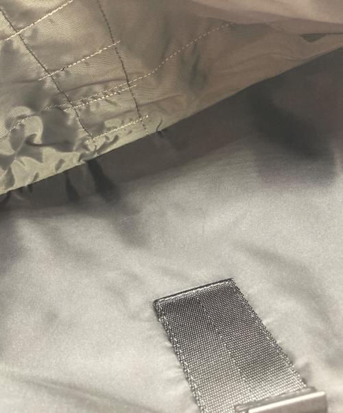 WHITE MOUNTAINEERING（ホワイトマウンテ二アニング）WHITE MOUNTAINEERING (ホワイトマウンテ二アニング) BRIEFING (ブリーフィング) TOTE BAGの古着・服飾アイテム