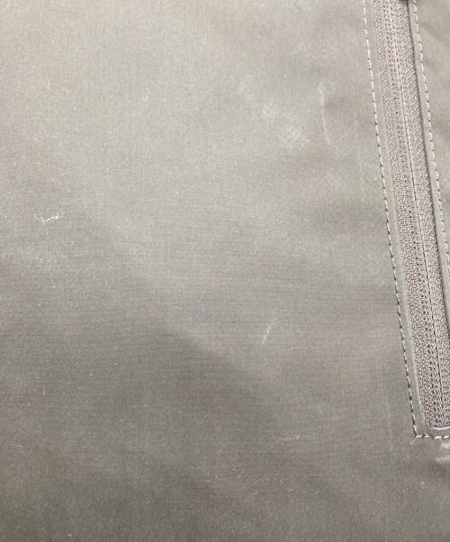 emmi（エミ）emmi (エミ) 撥水ギャザーボディーバックパック ブラウンの古着・服飾アイテム