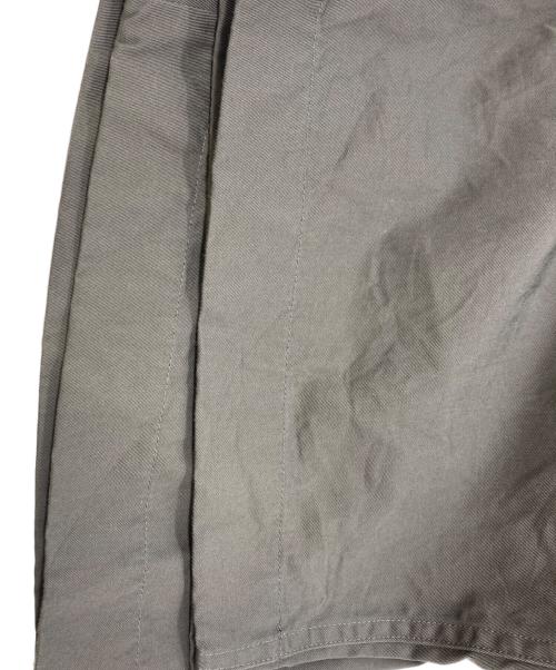 paratrait（パラトレイト）paratrait (パラトレイト) CAKESKIN CHINO PT チャコールグレー サイズ:SIZE ２の古着・服飾アイテム