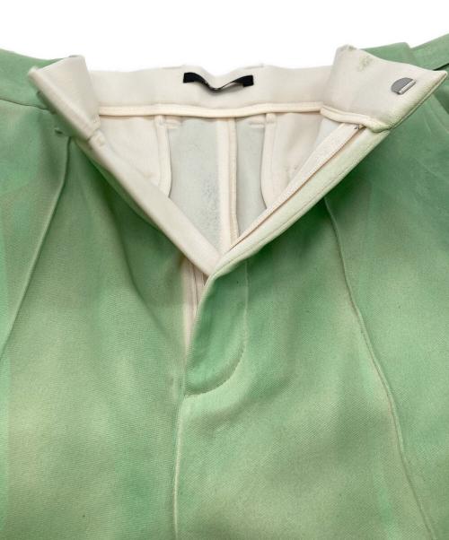 TAAKK（ターク）TAAKK (ターク) LEATHER COATING SLACKS グリーン サイズ:	SIZE Mの古着・服飾アイテム