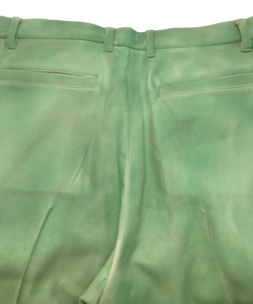 TAAKK（ターク）TAAKK (ターク) LEATHER COATING SLACKS グリーン サイズ:	SIZE Mの古着・服飾アイテム