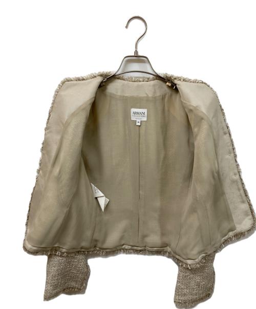 ARMANI COLLEZIONI（アルマーニ コレツィオーニ）ARMANI COLLEZIONI (アルマーニ コレツィオーニ) ツイードジャケット ベージュ サイズ:SIZE 38の古着・服飾アイテム