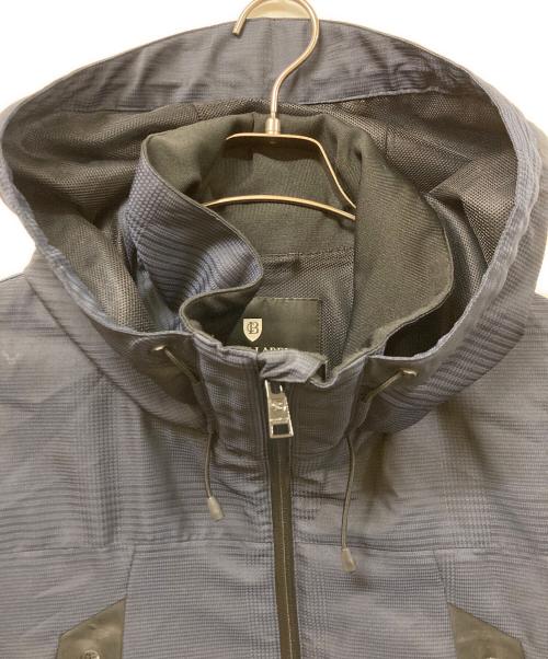BLACK LABEL CRESTBRIDGE（ブラックレーベル クレストブリッジ）BLACK LABEL CRESTBRIDGE (ブラックレーベル クレストブリッジ) マウンテンパーカー ネイビー サイズ:SIZE LLの古着・服飾アイテム