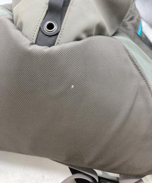 ARC'TERYX（アークテリクス）ARC'TERYX (アークテリクス) ARRO 16 BACKPACK グレーの古着・服飾アイテム