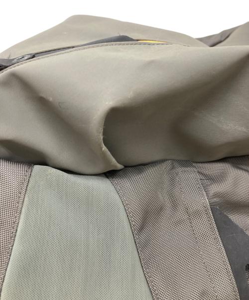 ARC'TERYX（アークテリクス）ARC'TERYX (アークテリクス) ARRO 16 BACKPACK グレーの古着・服飾アイテム
