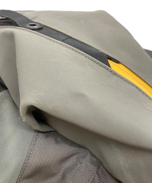ARC'TERYX（アークテリクス）ARC'TERYX (アークテリクス) ARRO 16 BACKPACK グレーの古着・服飾アイテム