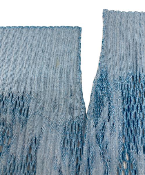 me ISSEY MIYAKE（ミーイッセイ ミヤケ）me ISSEY MIYAKE (ミーイッセイ ミヤケ) プリーツカットソー ブルー サイズ:実寸をご確認くださいの古着・服飾アイテム